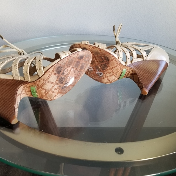 L.A.M.B by Gwen Stefani 90s Y2K Lace Up Tan Leather Heels Size 6 - Picture 8 of 13